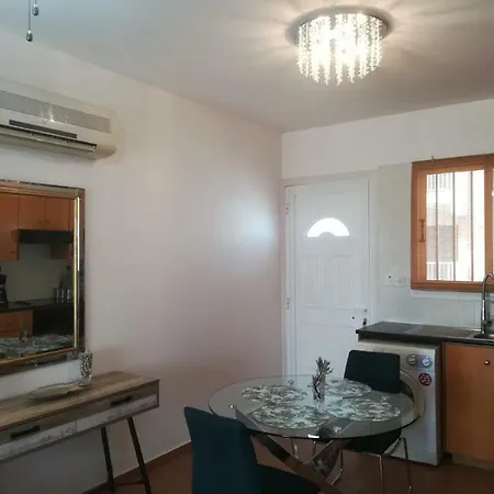 Felicity Apartment *
