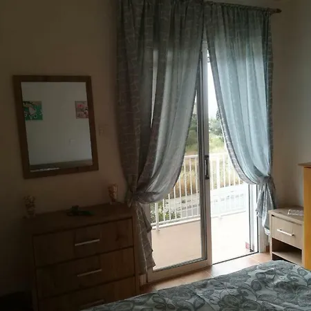 Felicity Apartment *