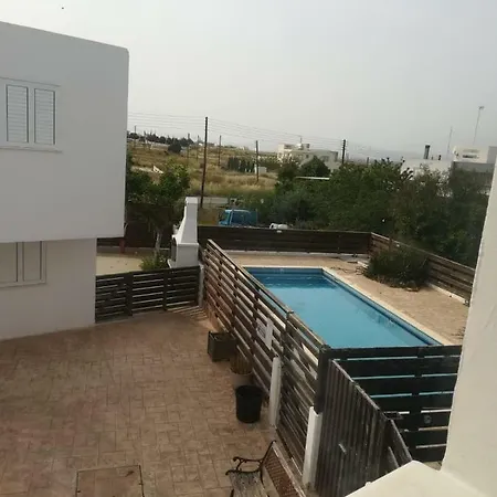 Felicity Apartment *